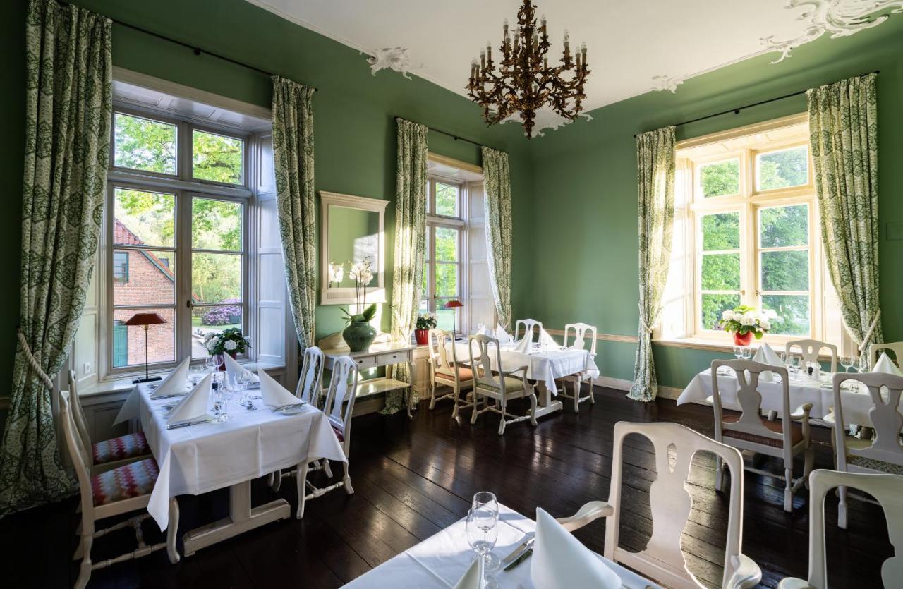 Hotel & Gaestehaus Gut Kaden Alveslohe Bagian luar foto